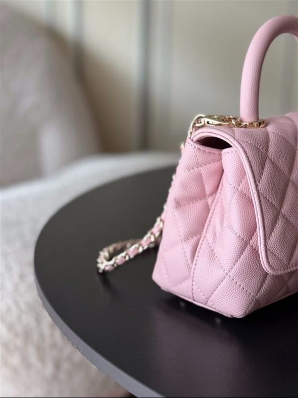 2026131222438464 700